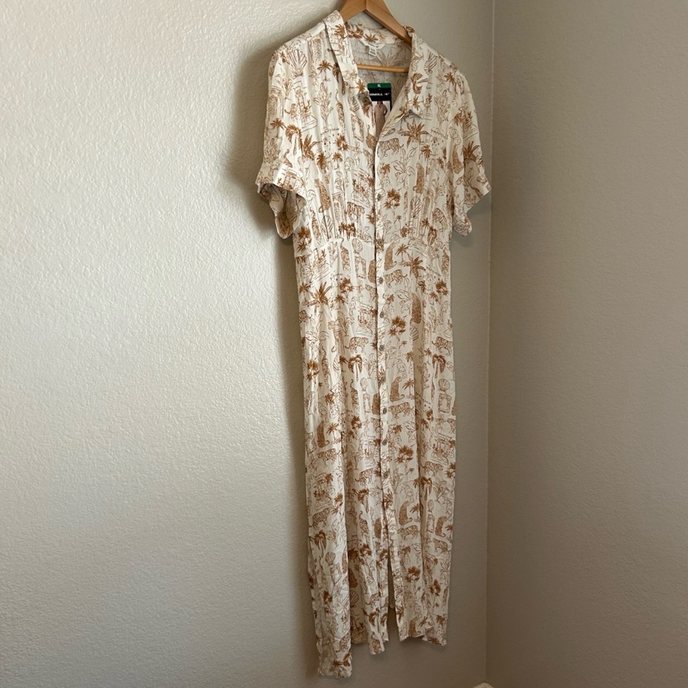 O'Neill White and Tan Floral Maxi Dress - Picture 2 of 12
